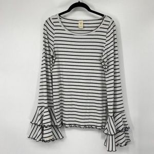 We the Free Bell sleeve top L